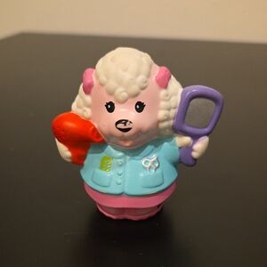Little People Animalville Tressa Locke Sheep Poodle Hairdresser Blowdryer Mirror